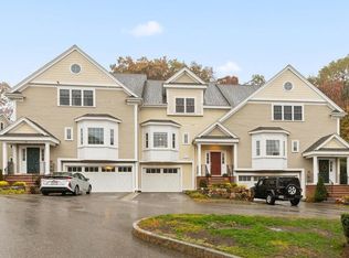 8 Murray Ave #11, Burlington, MA 01803