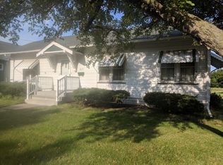 2615 30th St, Rock Island, IL