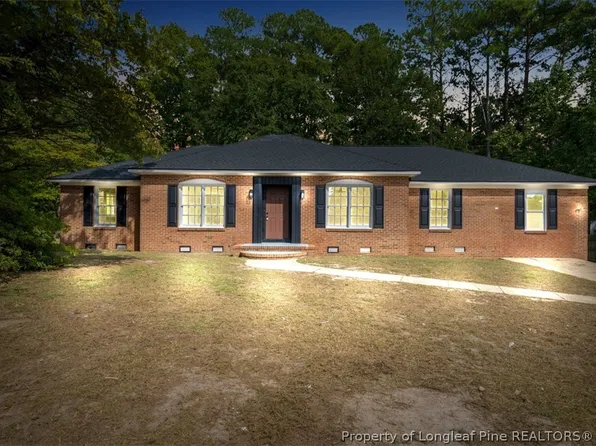 2905 Walden Rd, Fayetteville, NC 28303