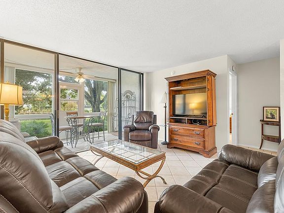 4th image of 14130 ROSEMARY LANE #3115