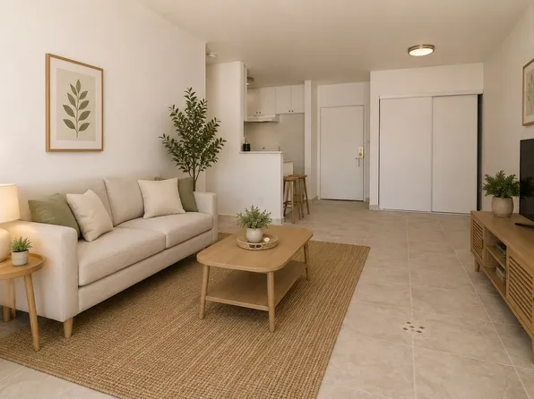 8425 Willis Ave #13, Panorama City, CA 91402