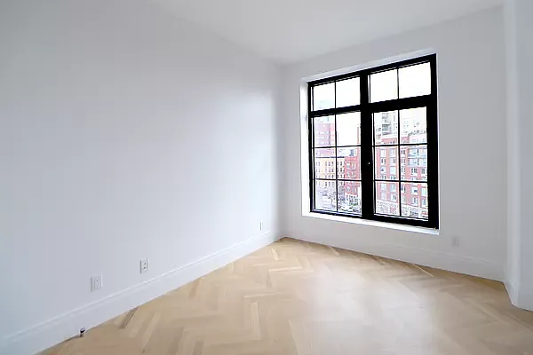 Rented by R New York | media 54