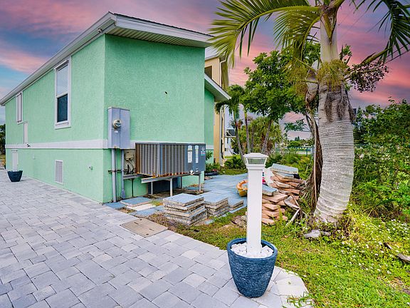 4th image of 10725 S Ocean Drive #489