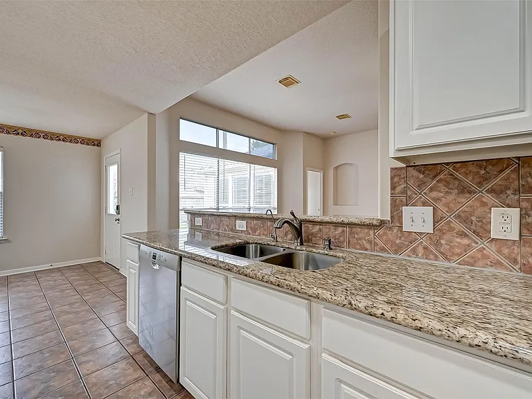 3630 Winstrome Ct — Photo 13
