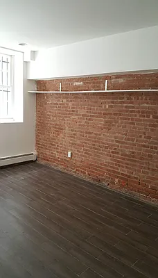 Rented by Compass | media 40