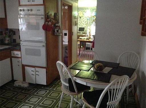 5th image of 28 Nichols Ave