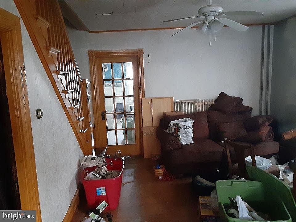 2nd image of 120 E Patterson St