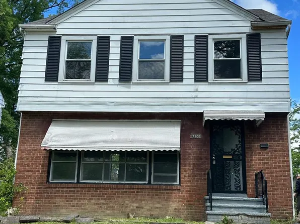 17203 Eldamere Ave, Cleveland, OH 44128