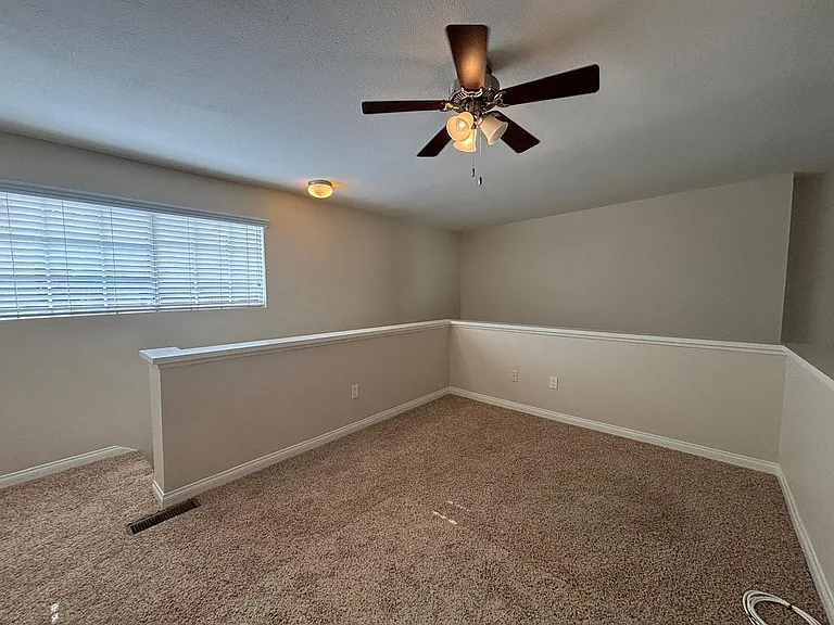 21450 Burbank Blvd #301 — Photo 6