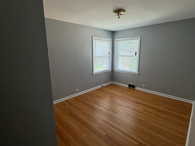 4920 Greenwood St #2E — Photo 6