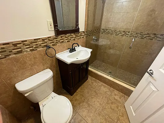 Rented by EXR | media 13