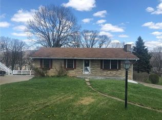 284 Coraopolis Rd, Coraopolis, PA 15108