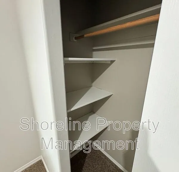 511 Diamond Lake St — Photo 87