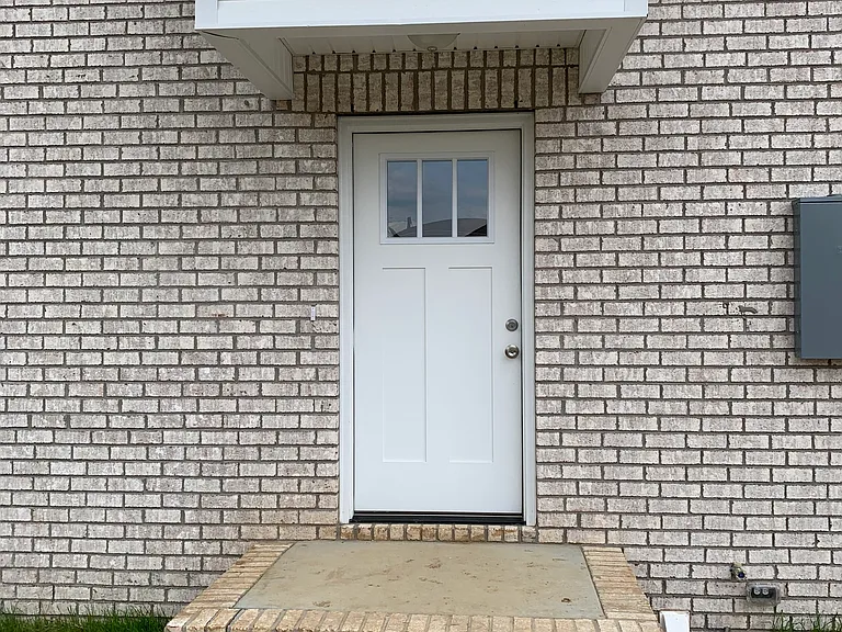 Front door (left side unit)