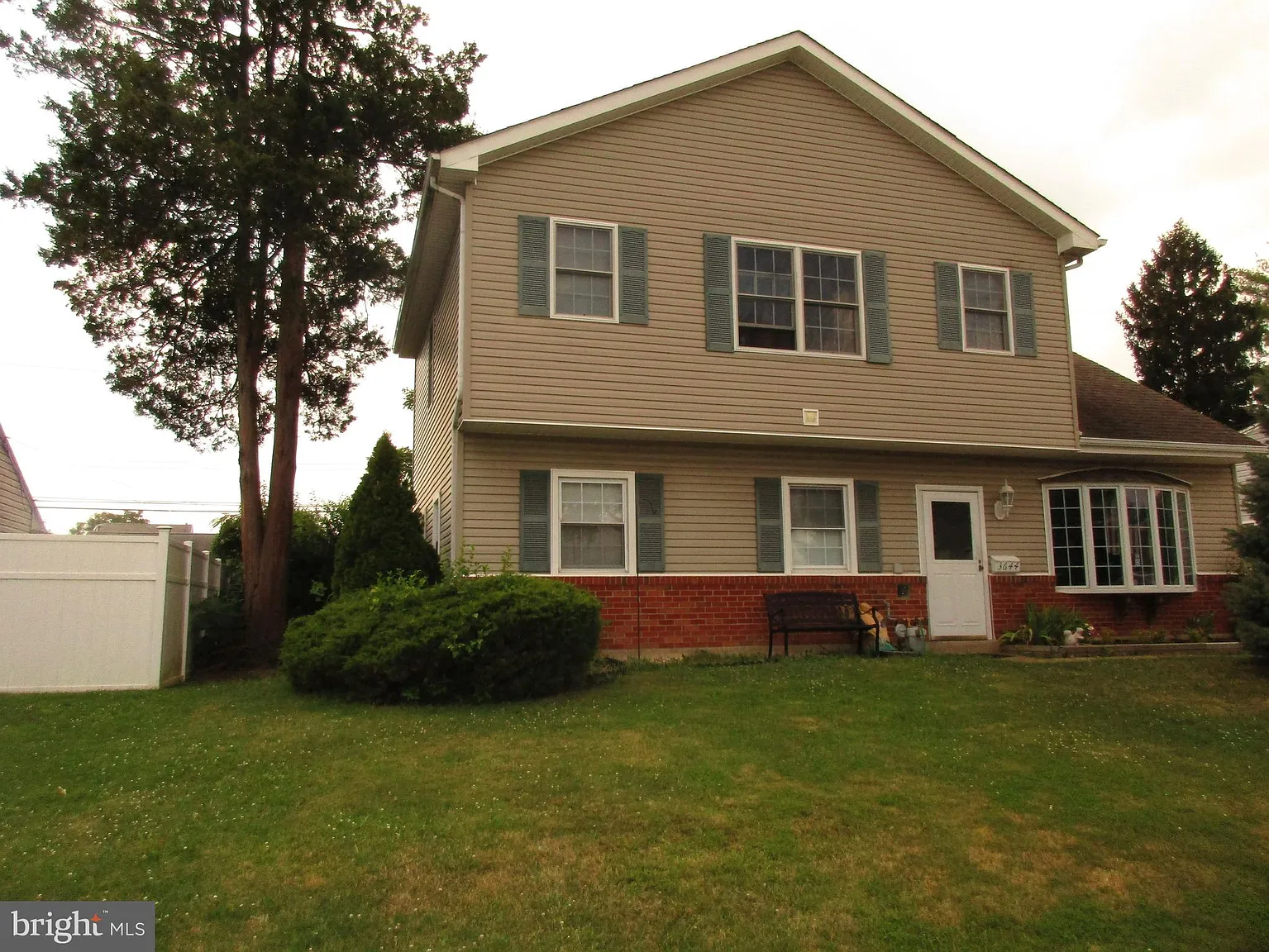 3644 Meridian Dr photo 1