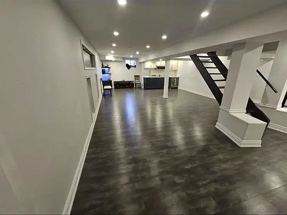 5th image of 6911 Gracefield Dr #0
