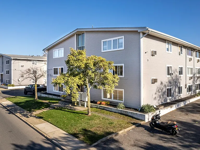 520 Beachway Ave #1B — Photo 10