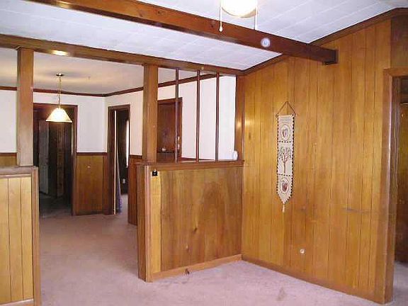 3rd image of 3108 S Clegern Ave
