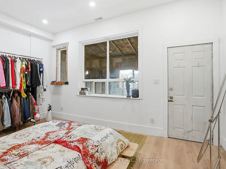 472 Barton St E #UPPER — Photo 9