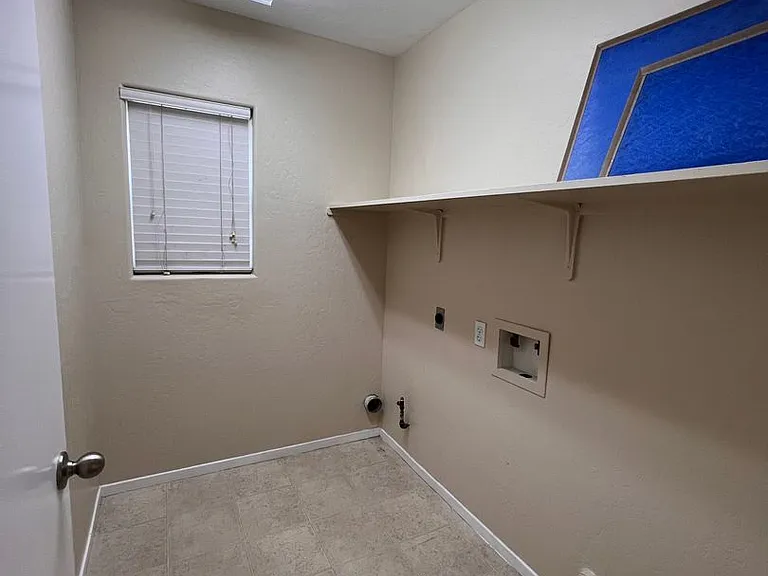 2956 Sauvignon St — Photo 13