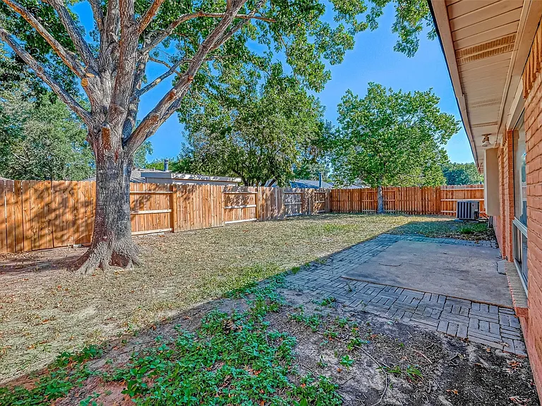 24130 Silversmith Ln — Photo 35