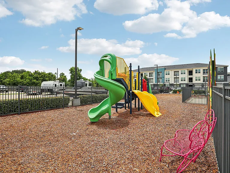 Vista at Southwinds — Photo 9