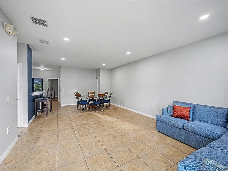 3158 Sun Lake Ct #A — Photo 10