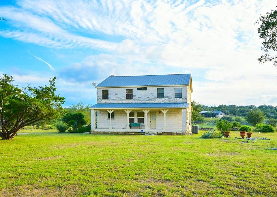 1st image of 687 River View Dr