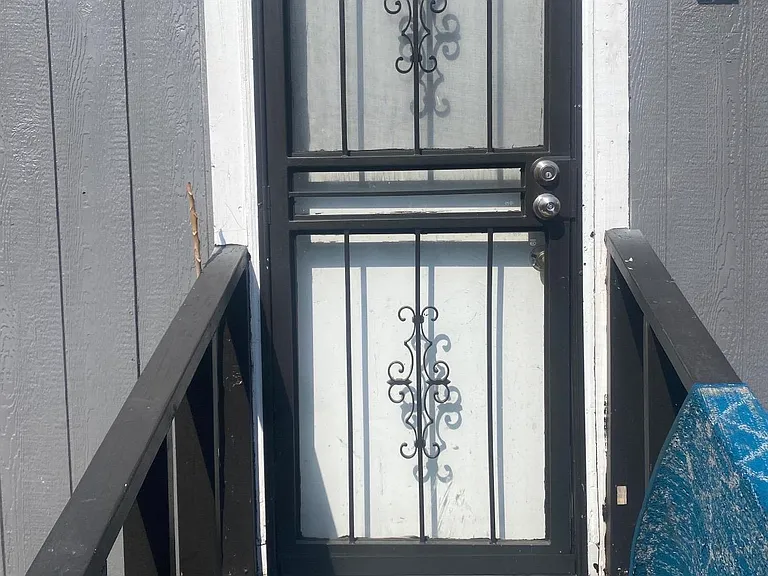 1541 Patton St — Photo 2