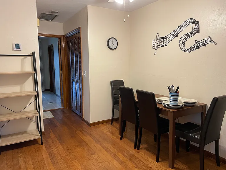 5201 Oak Charter Ct — Photo 9