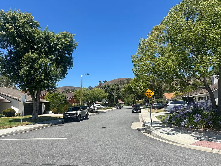 2828 E Wasatch Ct — Photo 17