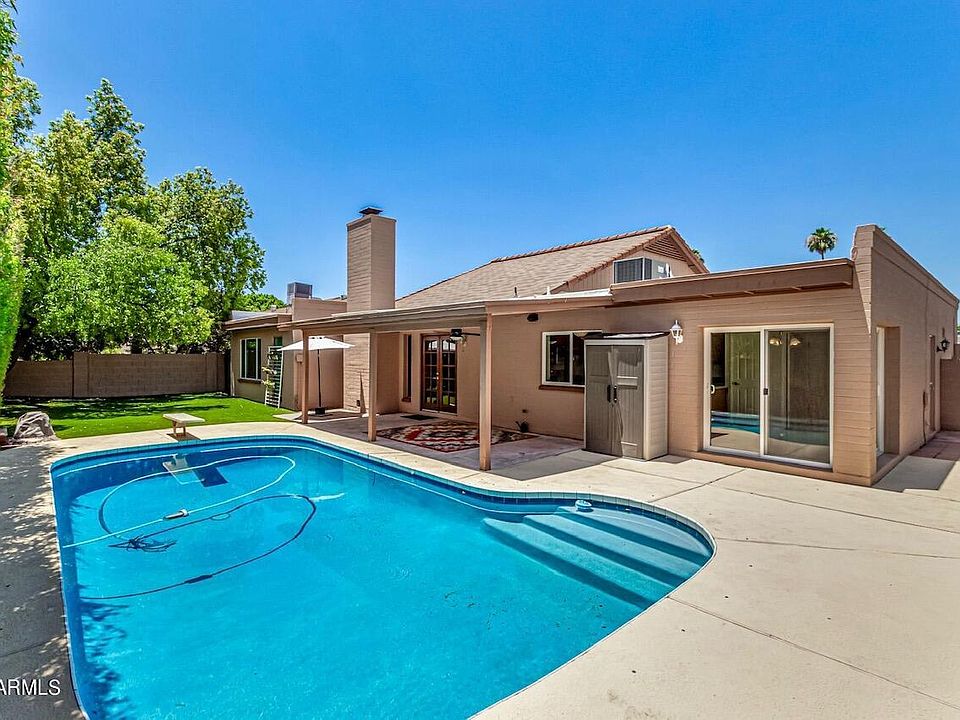 1st image of 2521 S PLAYA Avenue