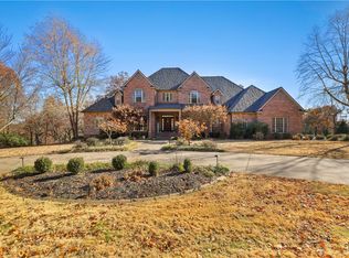 2642 N Timberglen Ln, Fayetteville, AR 72701