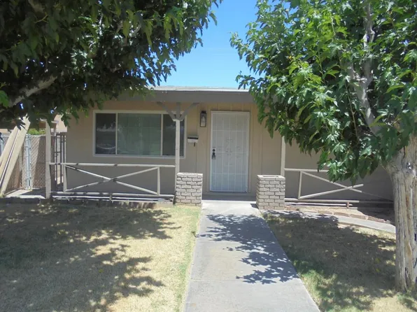 370 N 9th St, Blythe, CA 92225