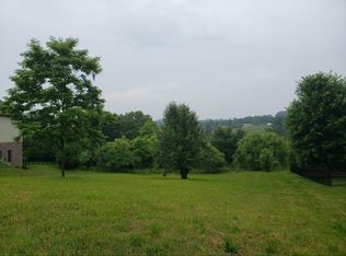 56 Galway Ct, Johnson City, TN 37615