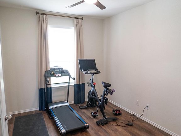 4th image of 1703 Ibis Way