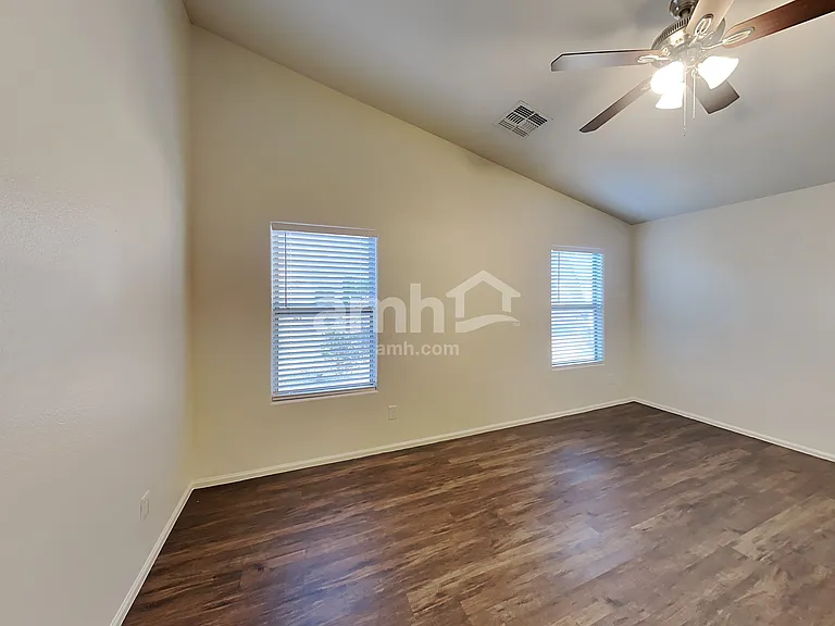 16563 W Melvin St — Photo 9