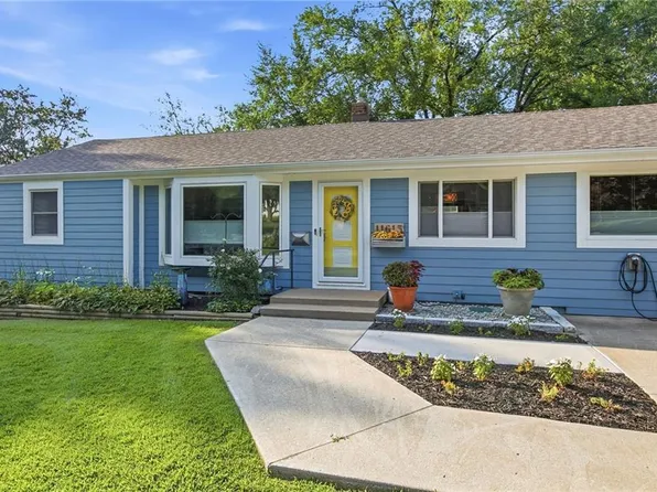 11615 E 38th St S, Independence, MO 64052