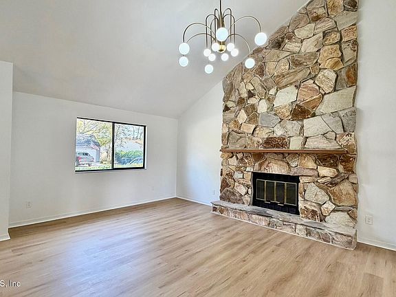4th image of 14348 MARSH HAMMOCK Drive S