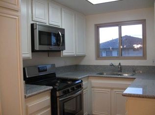 2083 Ave Vista Del Monte UNIT 4, Simi Valley, CA 93063