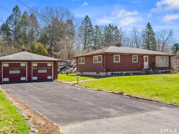 76 Lucas Park Road, Norwich, CT 06360