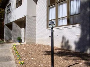 7008 Lakeside Dr, Charlotte, NC 28215