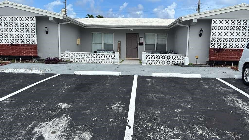 1120 NE 24th Ave Suite 1, photo 2
