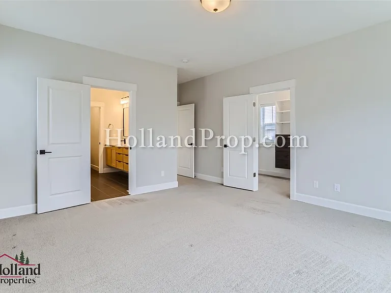 7045 SE Genrosa St — Photo 10
