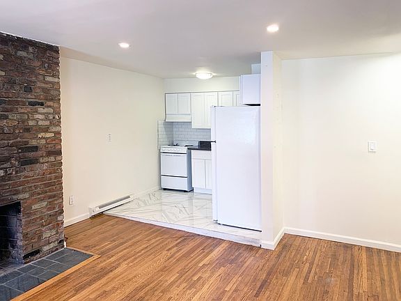 2nd image of 335 1st Ave #3FR