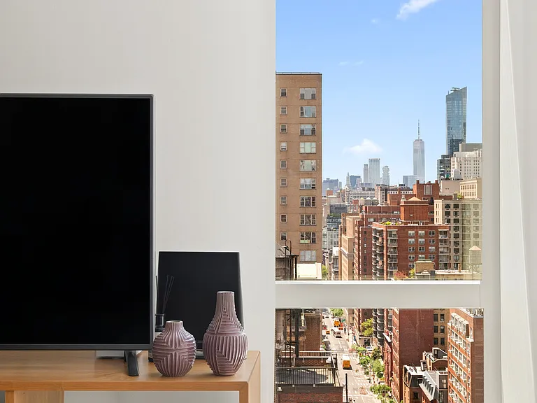 325 Lexington Ave #20A — Photo 4