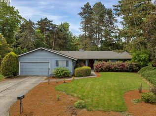 8960 SW Caroline Dr, Portland, OR 97225