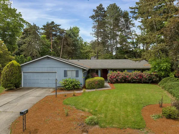 8960 SW Caroline Dr, Portland, OR 97225