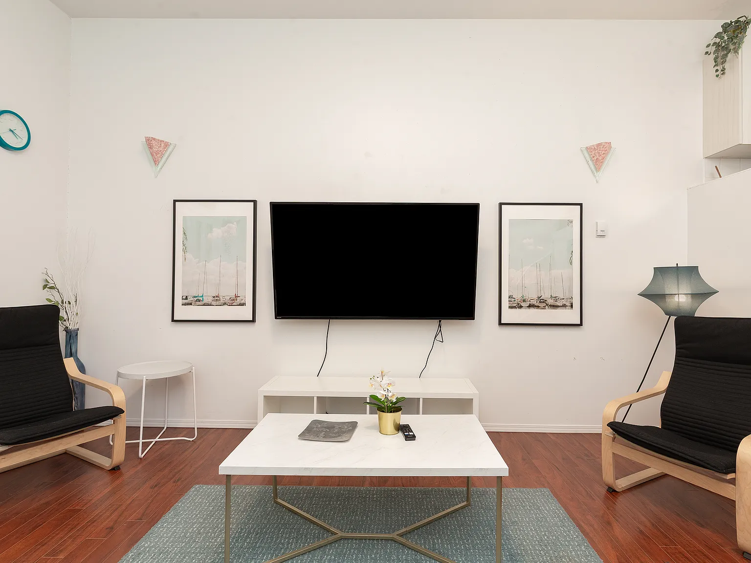 2 bed, $2,000 — Photo 3