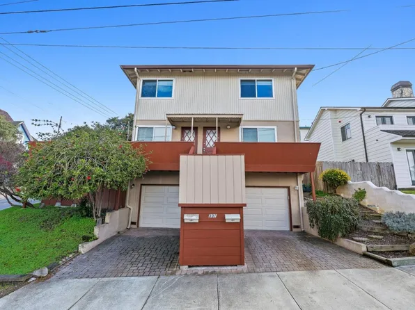 301 7th St, Pacific Grove, CA 93950